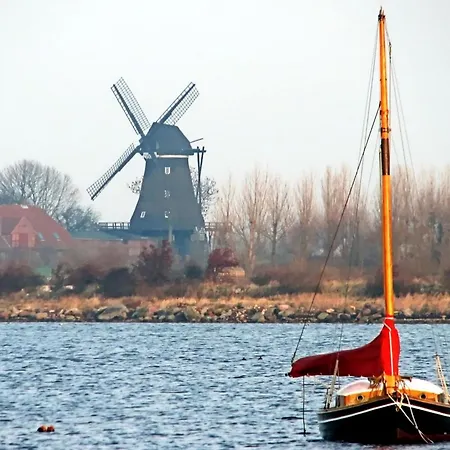 In Lemkenhafen For 2 Person, Cleaning Included * Lemkenhafen auf Fehmarn